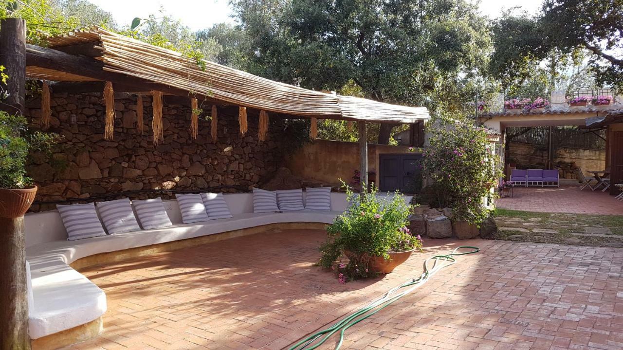B&B Le Corti Di Aloa Сан-Панталео Экстерьер фото
